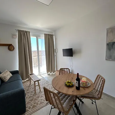 Il Tuo Rifugio Tra Mare E Piscine